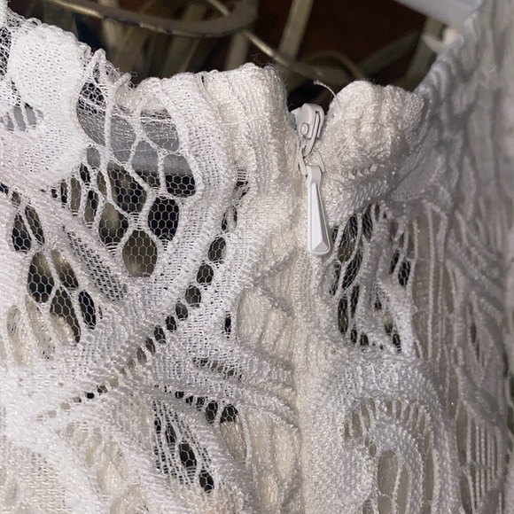 Dress - Picture 6 of 8